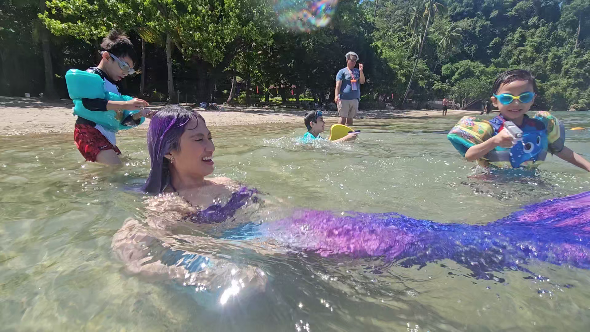 Mermaid Hair, Don’t Care: A Natural Texturizing Spray You’ll Love